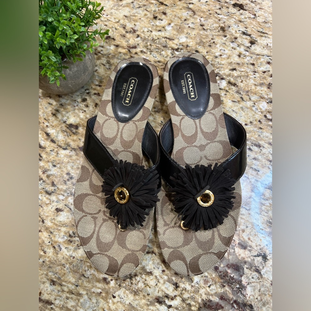 Coach Suki Brown CC Monogram Thong Sandals w/ Fringe Sandals 9B